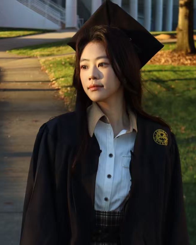 Portrait of Rebecca Xu
